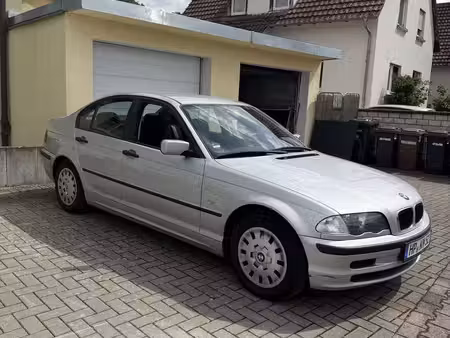 BMW Série 3 320d 2.0 136
