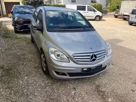 Mercedes-Benz Classe B B 180