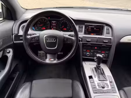 Audi A6 V8 4.2 quattro