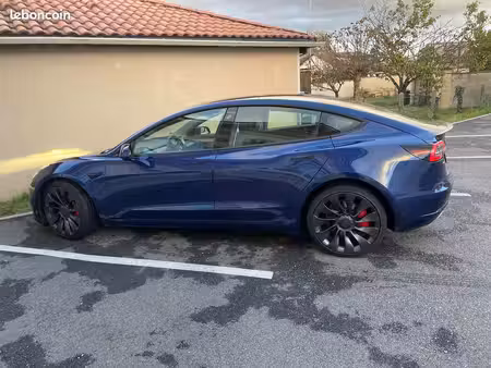 Tesla Model 3 Performance 482 PUP 4x4