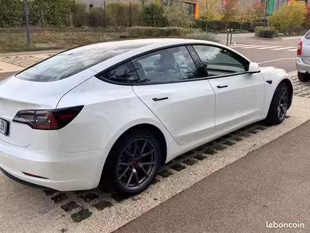 Tesla Model 3 Standard Plus 275