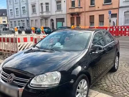 Volkswagen Jetta 2.0 TDI 110