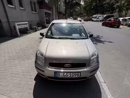 Ford Fusion 1.4 80
