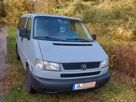 Volkswagen Transporter T4 2.5 TDI 102