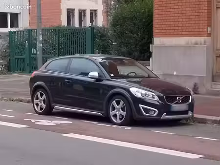 Volvo C30 D2 1.6 115 R Design