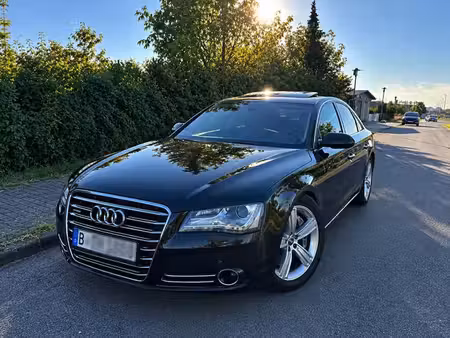 Audi A8 V8 4.2 TDI 258 quattro