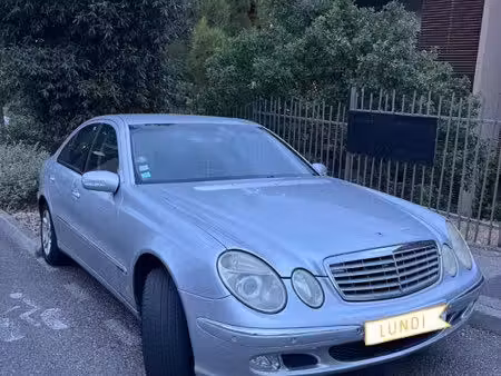 Mercedes-Benz Classe E E 220 2.1 150