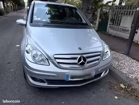 Mercedes-Benz Classe B B 180