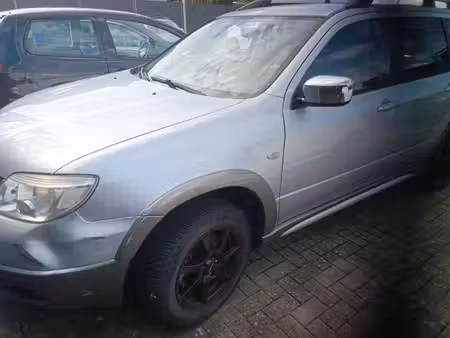 Mitsubishi Outlander 2.4 160 Intense 4x4
