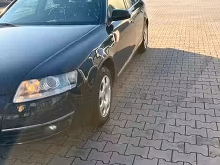 Audi A6 V6 2.4 177