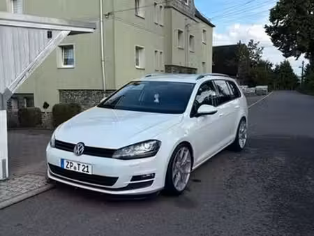 Volkswagen Golf 1.4 TSI 125