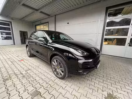 Porsche Cayenne S V8 4.2 385 Platinum 4x4