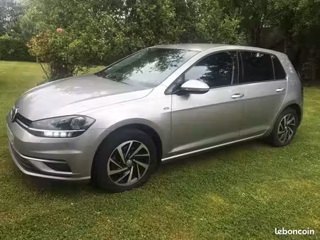 Volkswagen Golf 1.6 TDI 115