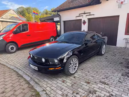 Ford Mustang GT V8 4.6