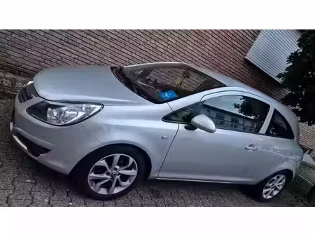 Opel Corsa 1.2 80