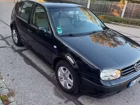 Volkswagen Golf 1.9 TDI 105