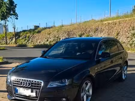 Audi A4 V6 2.7 TDI 190 S line