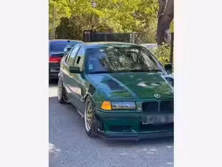 BMW Série 3 325i 2.5 192