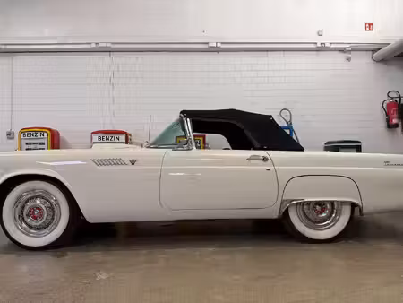 Ford Thunderbird 