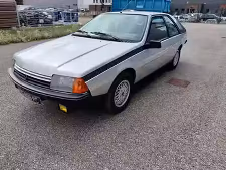 Renault Fuego 