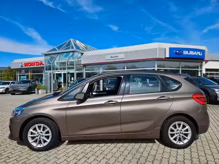 BMW Série 2 216i 1.5 109