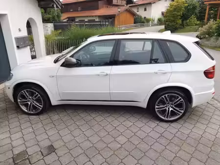 BMW X5 M50d 3.0 381