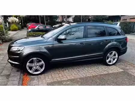 Audi Q7 V6 3.0 TDI 245 S line quattro