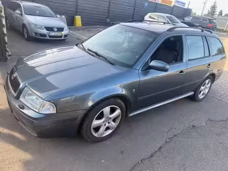 Škoda Octavia 1.6 102
