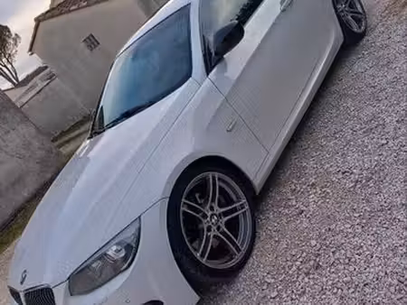 BMW Série 3 330d 3.0 245