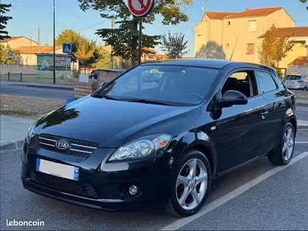 Kia Ceed 2.0 CRDi 140 Sport