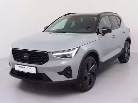 Volvo XC40 B3 2.0 163 Black Edition