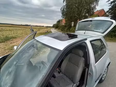 Volkswagen Golf 75