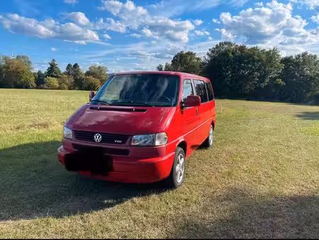 Volkswagen Transporter T4 2.5 TDI 102