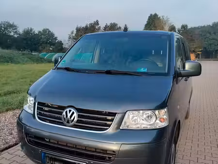 Volkswagen Transporter T5 2.5 TDI 130