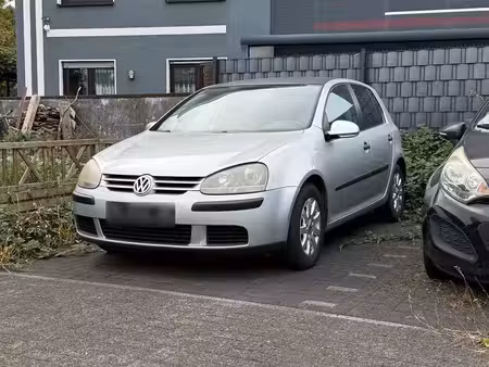 Volkswagen Golf 1.4 FSI 90 Confortline