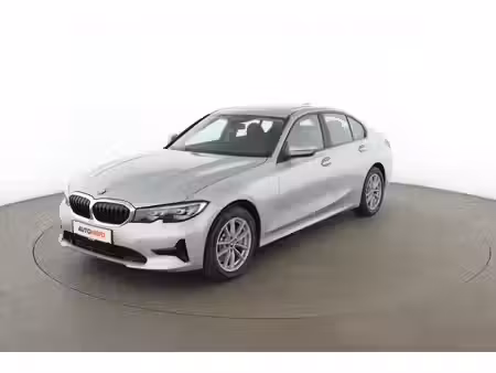 BMW Série 3 330i 2.0 258