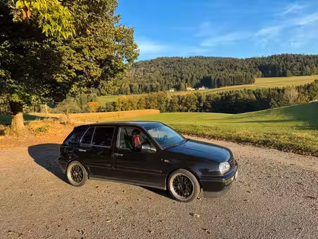 Volkswagen Golf VR6 V6 2.9 190 4Motion