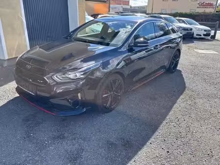 Kia Ceed 1.6 T GDi 204