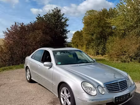 Mercedes-Benz Classe E E 220 2.1 150