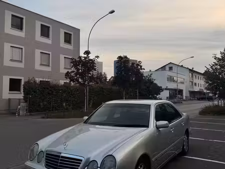 Mercedes-Benz Classe E E 270 170