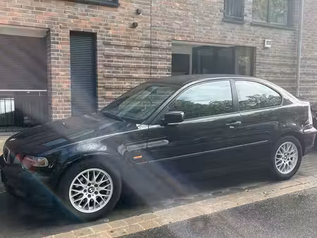 BMW Série 3 361i 1.8 115