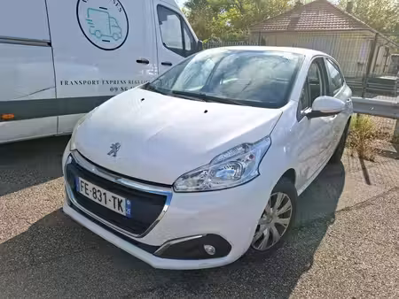 Peugeot 208 1.5 HDi 102