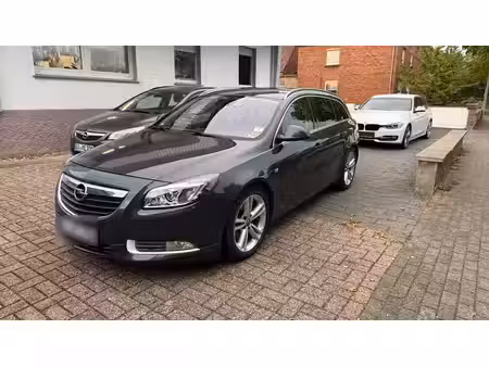 Opel Insignia 2.0 T 220 Cosmo