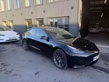 Tesla Model 3 Standard Plus 283