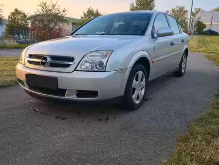Opel Vectra 1.8 122