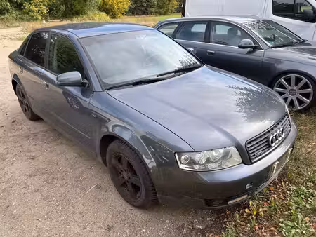 Audi A4 2.0 130