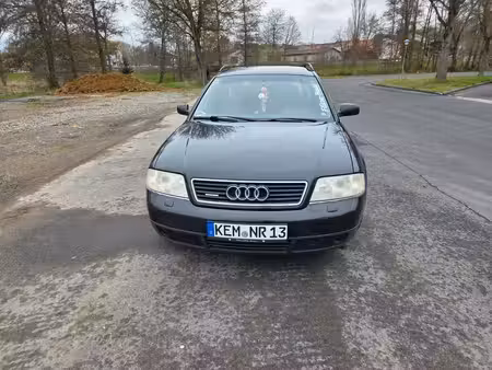 Audi A6 V6 2.8 quattro