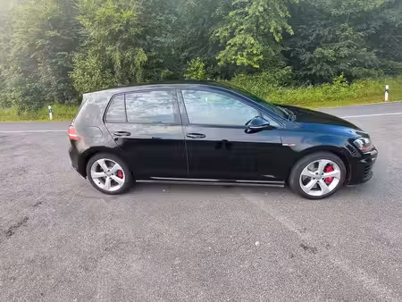 Volkswagen Golf GTI 2.0 TFSI 230 Performance