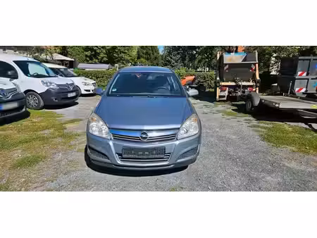 Opel Astra 1.4 90