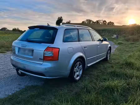 Audi A4 1.9 TDI S line